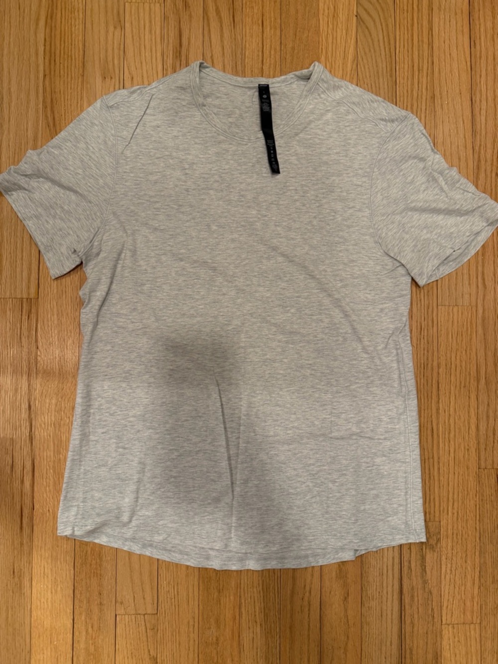 Lululemon Men’s Light Gray Short Sleeve T-Shirt (M-L)